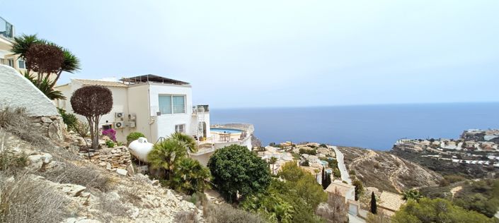 Image No.14-3 Bed Villa for sale