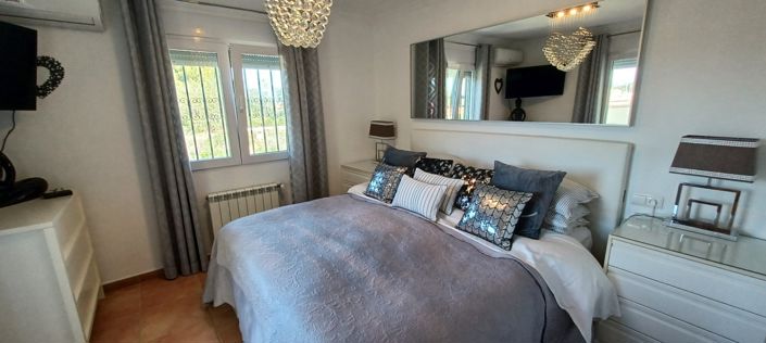 Image No.28-3 Bed Villa for sale