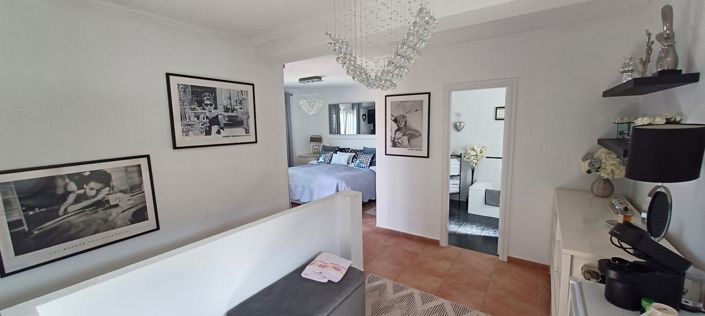 Image No.31-3 Bed Villa for sale