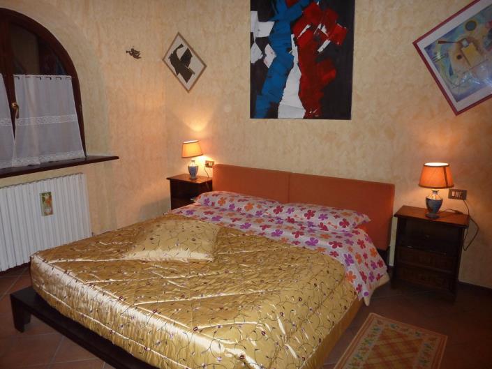 Image No.17-2 Bed Cottage for sale