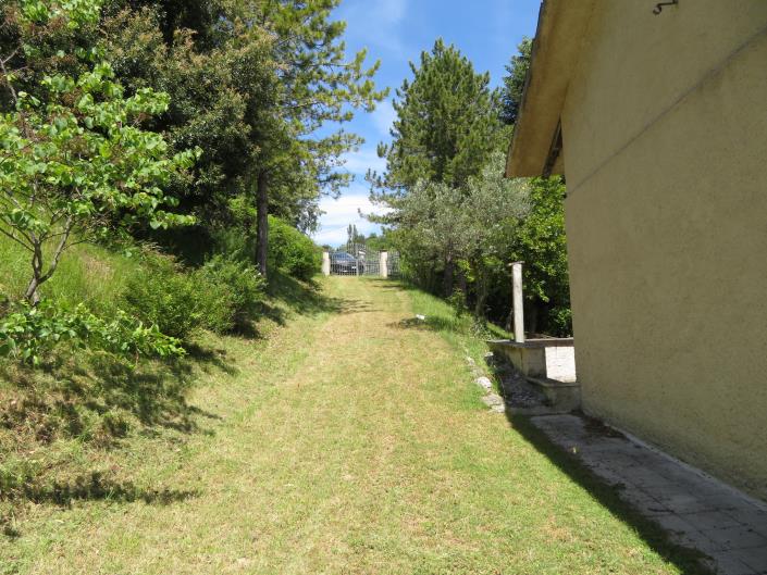 Image No.9-3 Bed House for sale