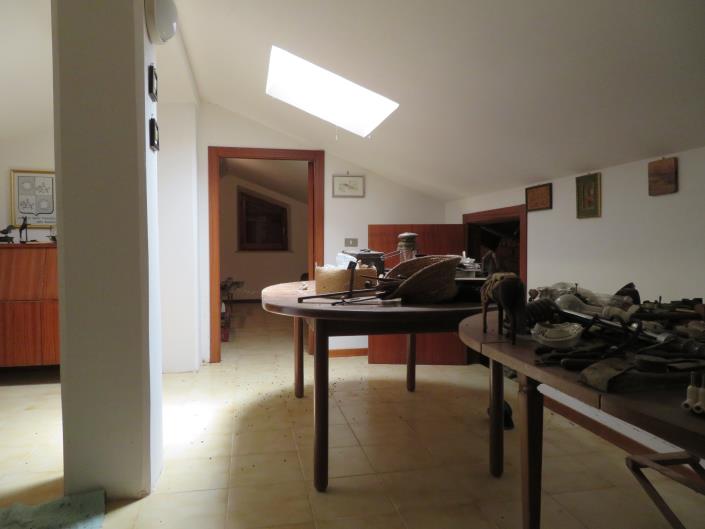 Image No.22-3 Bed House for sale