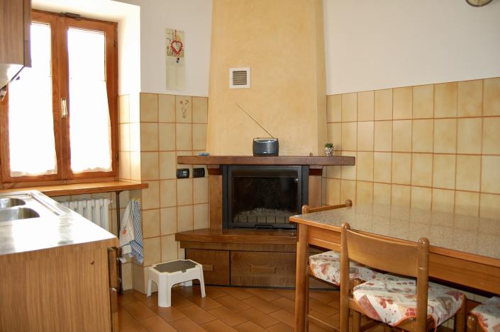 Image No.16-6 Bed Country House for sale