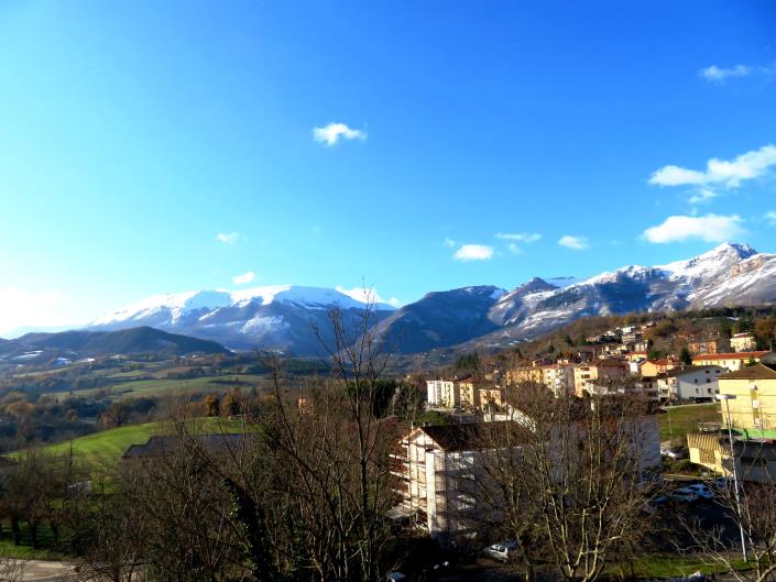 Image No.10-6 Bed Townhouse for sale