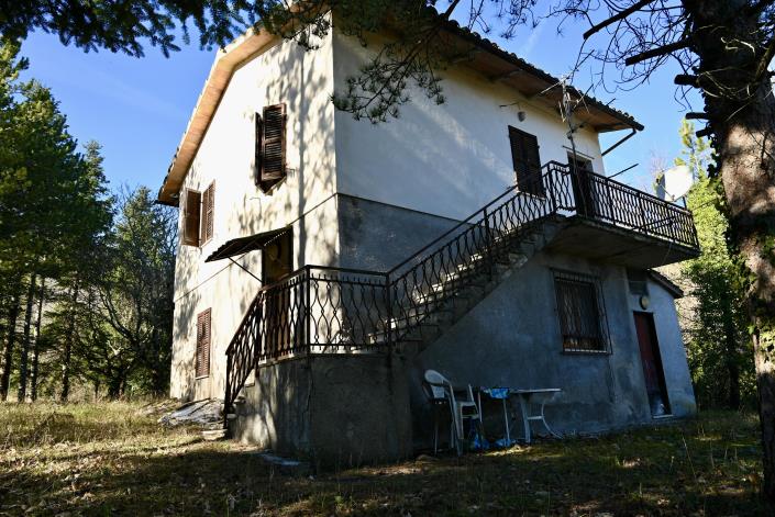 Image No.8-3 Bed Country House for sale