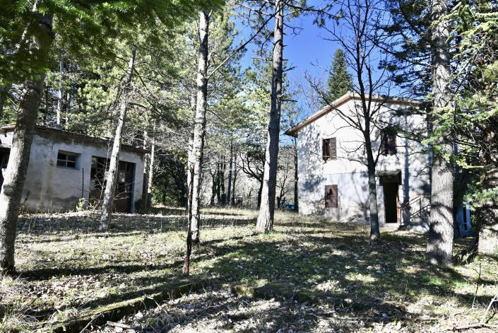 Image No.7-3 Bed Country House for sale