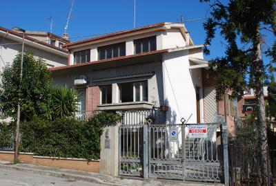 1 - Civitanova Marche, Villa