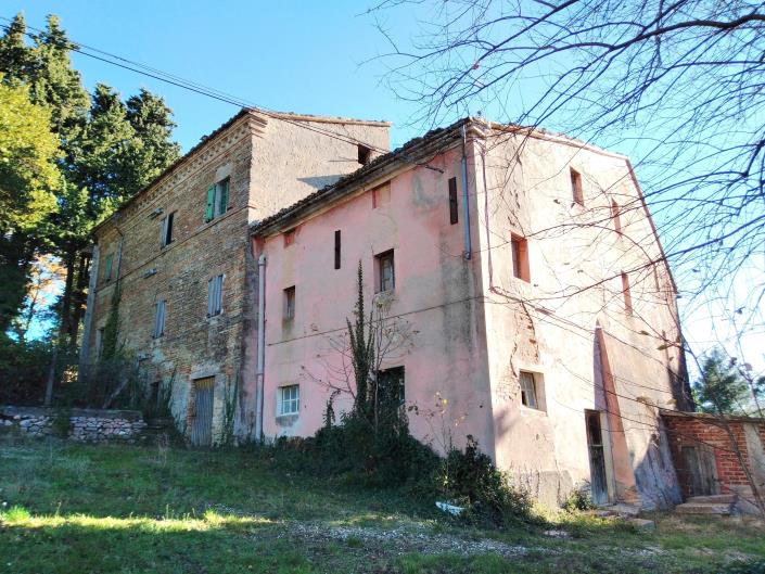 Image No.10-10 Bed Country Property for sale