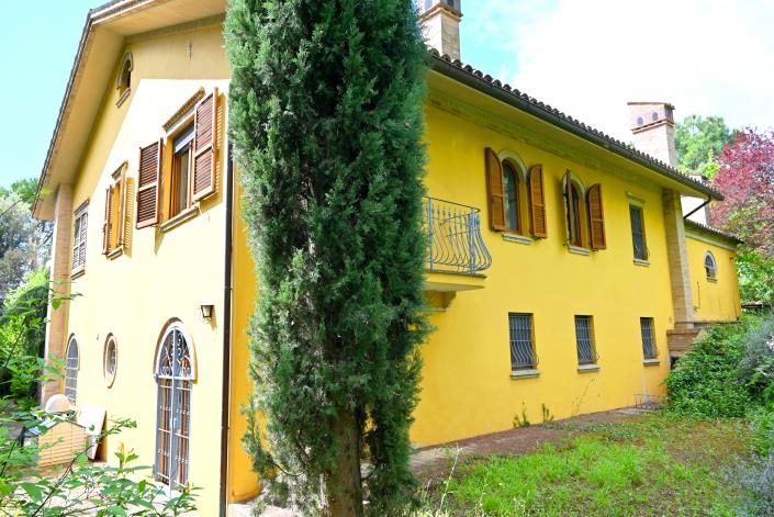 Image No.11-6 Bed Villa for sale