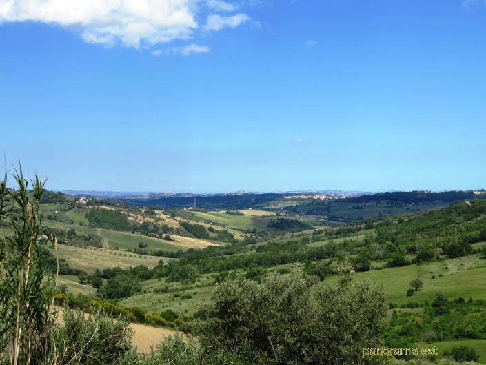 Image No.29-Maison de campagne de 4 chambres à vendre à Tolentino