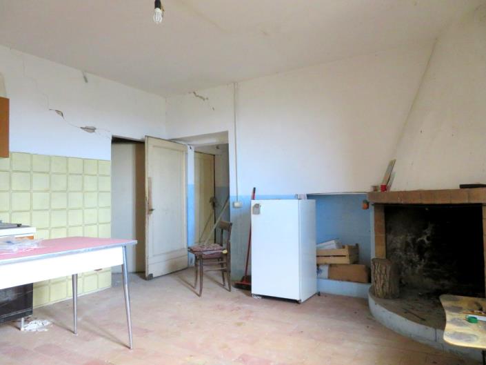 Image No.19-Maison de campagne de 4 chambres à vendre à Tolentino