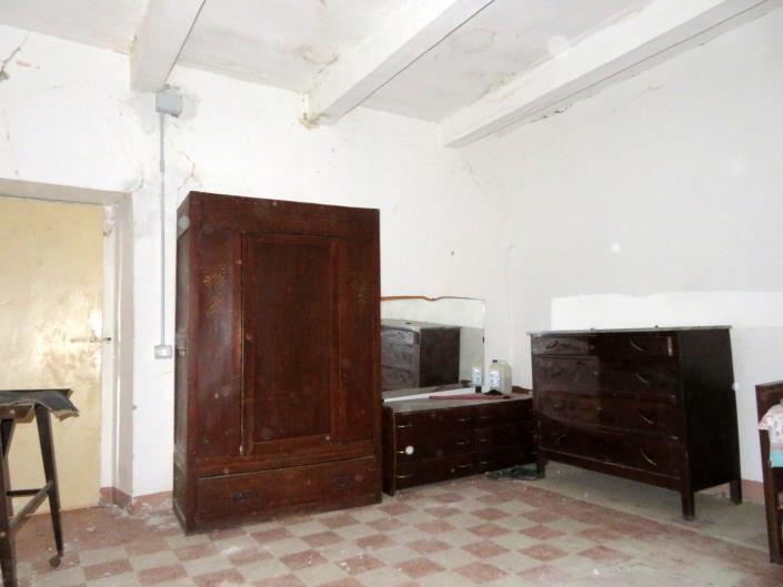 Image No.21-Maison de campagne de 4 chambres à vendre à Tolentino