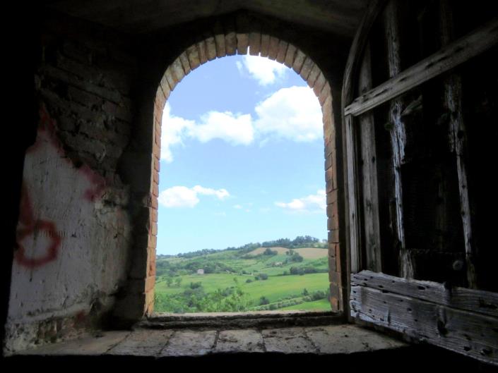 Image No.25-Maison de campagne de 4 chambres à vendre à Tolentino