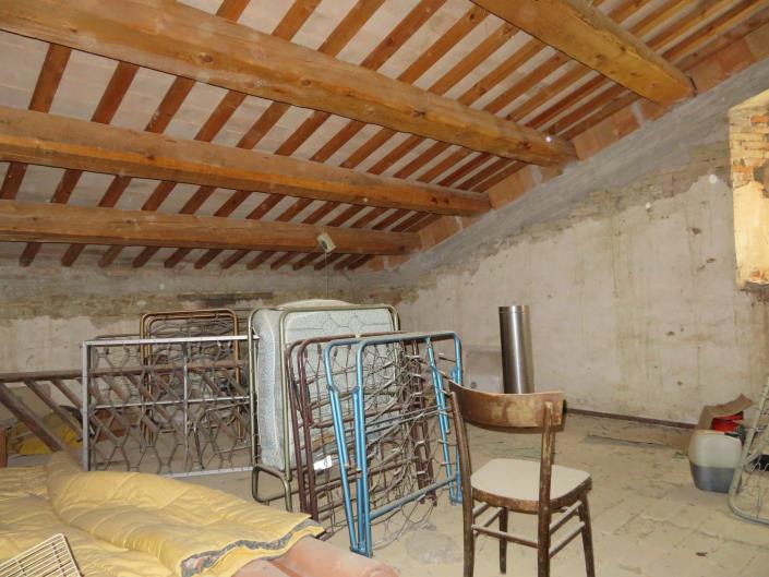 Image No.26-Maison de campagne de 4 chambres à vendre à Tolentino