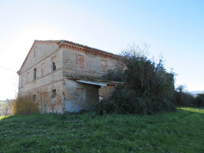 Image No.6-Ferme de 4 chambres à vendre à Macerata
