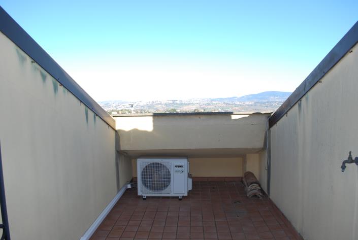 Image No.24-3 Bed Semi-Detached for sale