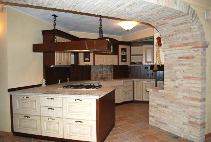 Image No.37-3 Bed Semi-Detached for sale