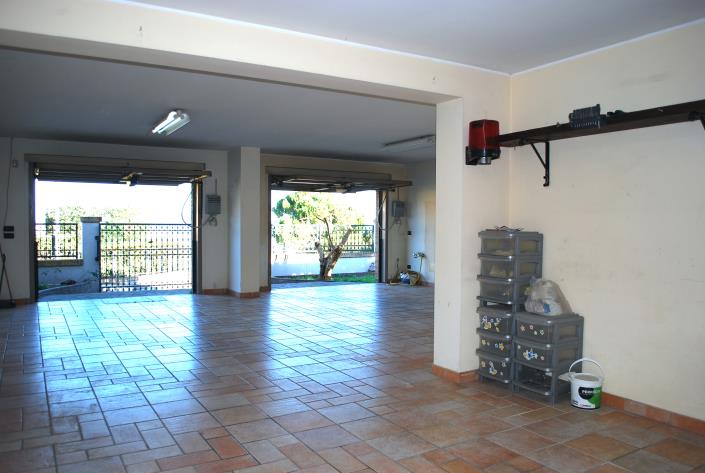 Image No.39-3 Bed Semi-Detached for sale