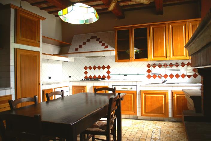 Image No.10-3 Bed House for sale