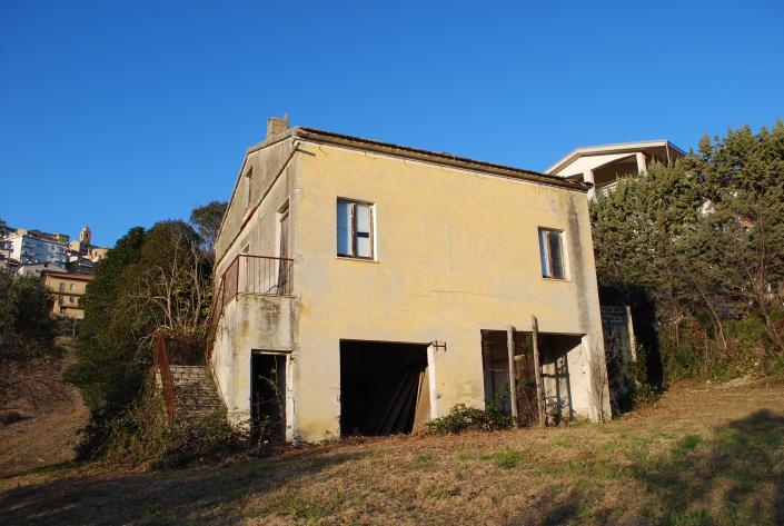 Image No.3-Maison de 3 chambres à vendre à Montegranaro