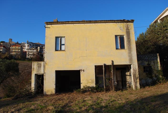 Image No.5-Maison de 3 chambres à vendre à Montegranaro