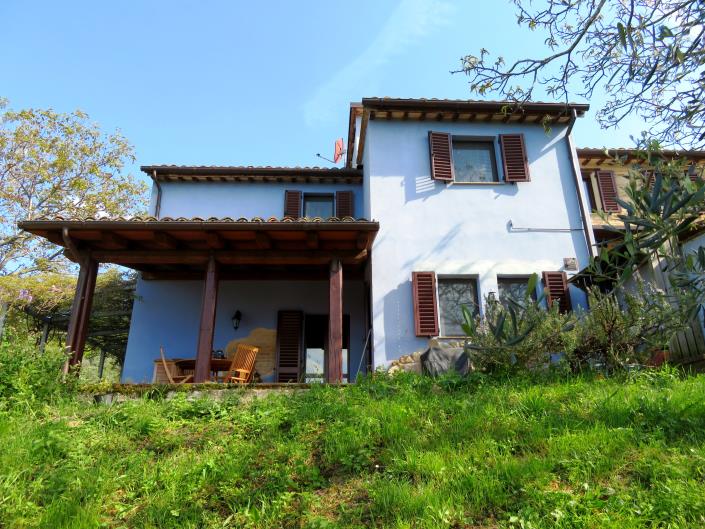 Image No.19-Propriété de pays de 3 chambres à vendre à Tolentino