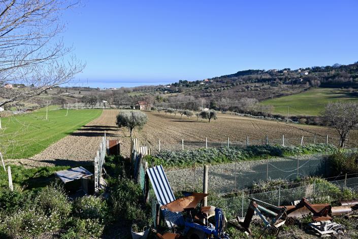 Image No.18-Propriété de pays de 3 chambres à vendre à Civitanova Marche