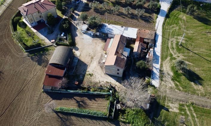 Image No.4-Propriété de pays de 3 chambres à vendre à Civitanova Marche