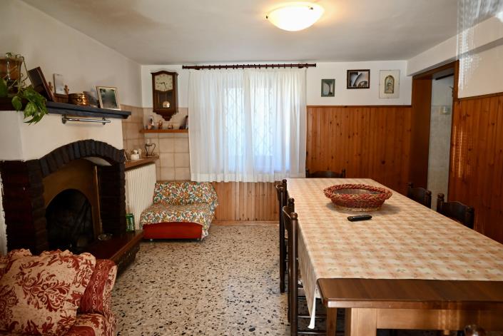 Image No.10-Propriété de pays de 3 chambres à vendre à Civitanova Marche