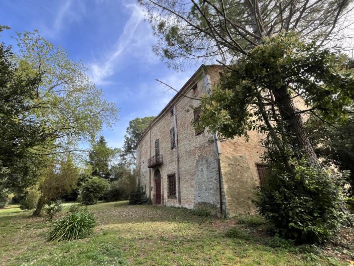 Image No.8-Maison / Villa de 11 chambres à vendre à Montecassiano