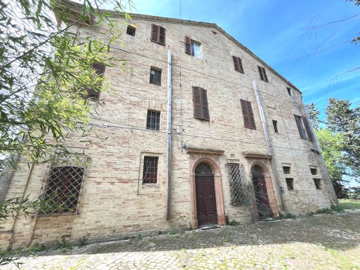 Image No.10-Maison / Villa de 11 chambres à vendre à Montecassiano