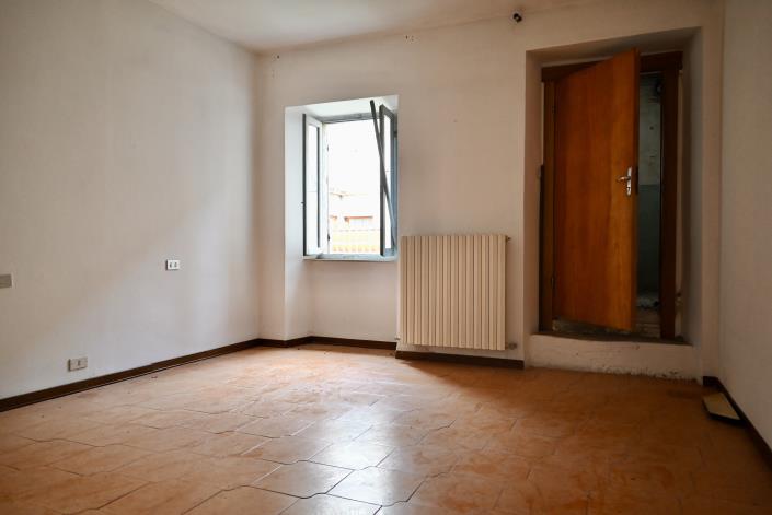 Image No.15-3 Bed Townhouse for sale