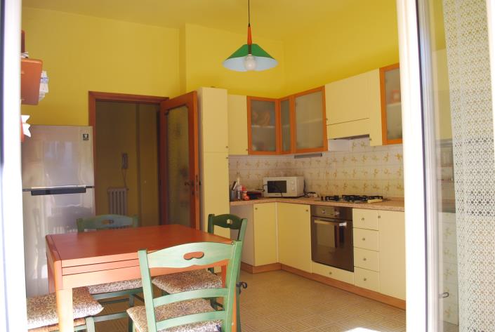 Image No.8-3 Bed Apartment for sale