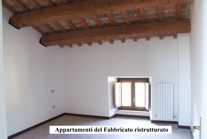 Image No.21-Propriété de pays de 11 chambres à vendre à Pioraco