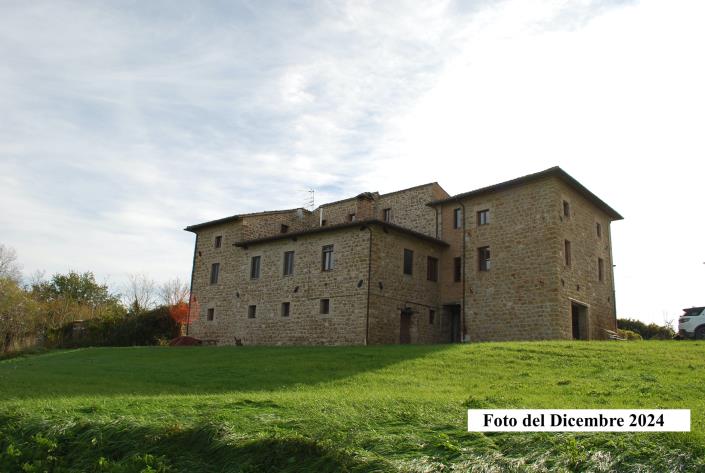 Image No.10-Propriété de pays de 11 chambres à vendre à Pioraco