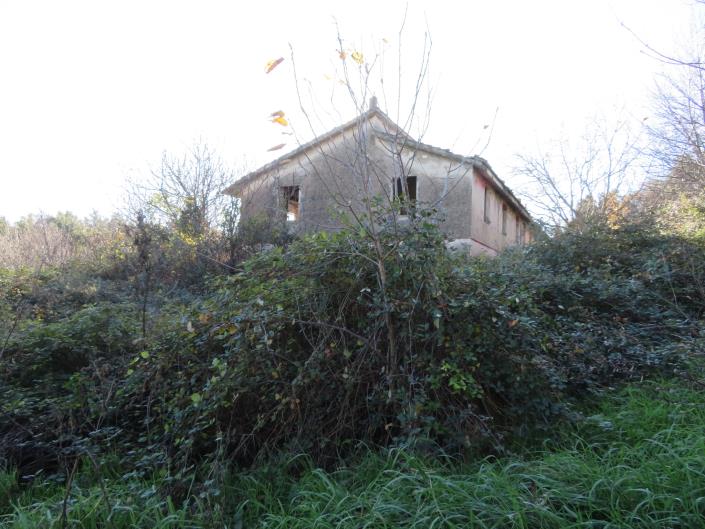 Image No.6-Ferme de 5 chambres à vendre à San Severino Marche