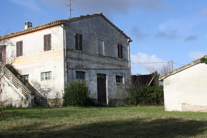 Image No.6-Ferme de 4 chambres à vendre à Filottrano