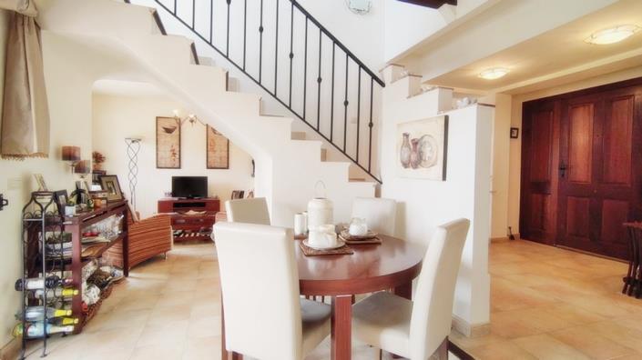 Image No.18-3 Bed Villa for sale