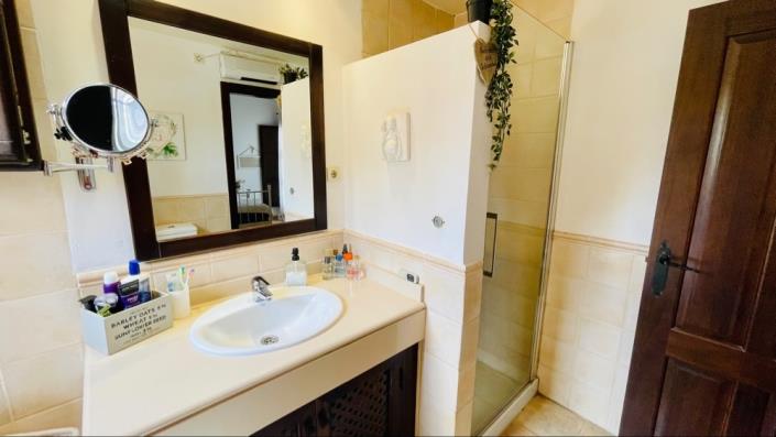 Image No.32-3 Bed Villa for sale