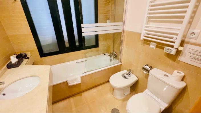 Image No.29-2 Bed Apartment for sale