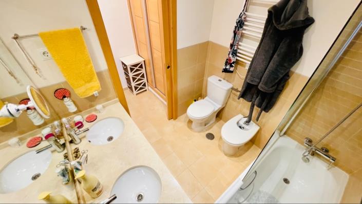 Image No.36-2 Bed Apartment for sale