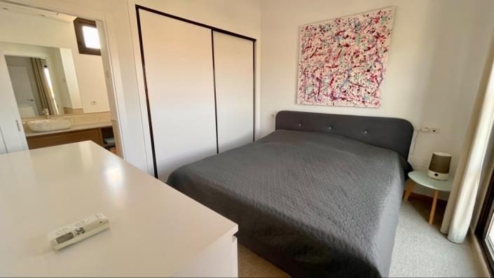 Image No.24-3 Bed Villa for sale