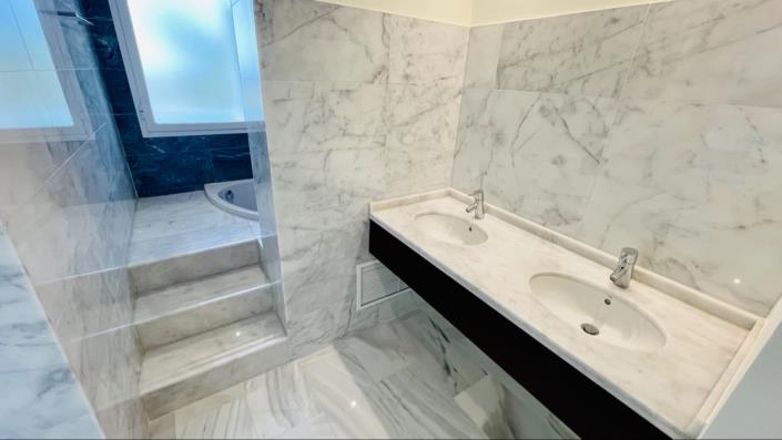 Image No.26-3 Bed Penthouse for sale