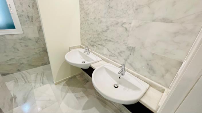 Image No.30-3 Bed Penthouse for sale