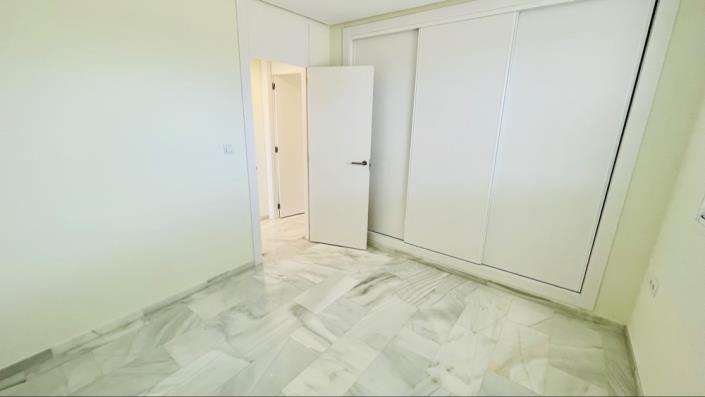 Image No.36-3 Bed Penthouse for sale