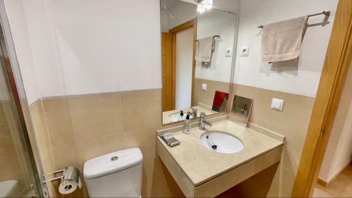 Image No.31-2 Bed Apartment for sale