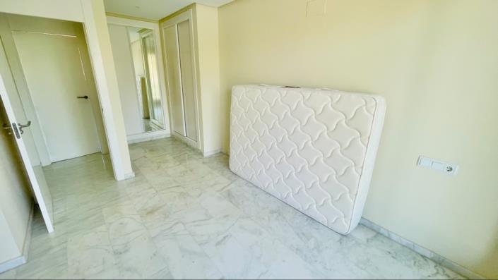 Image No.18-2 Bed Apartment for sale