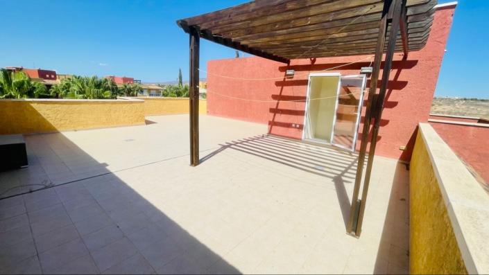 Image No.40-2 Bed Apartment for sale