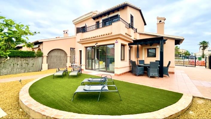 Image No.16-3 Bed Villa for sale