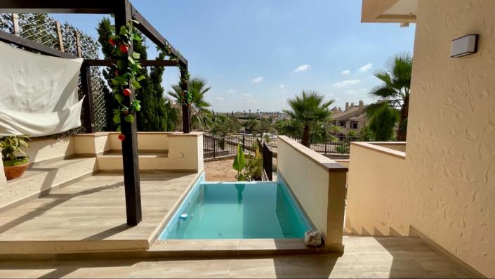 Image No.12-2 Bed Apartment for sale